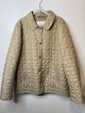 Coach Signature C Monogram Quilted Jacket in Khaki Size Extra Large XL Luxe